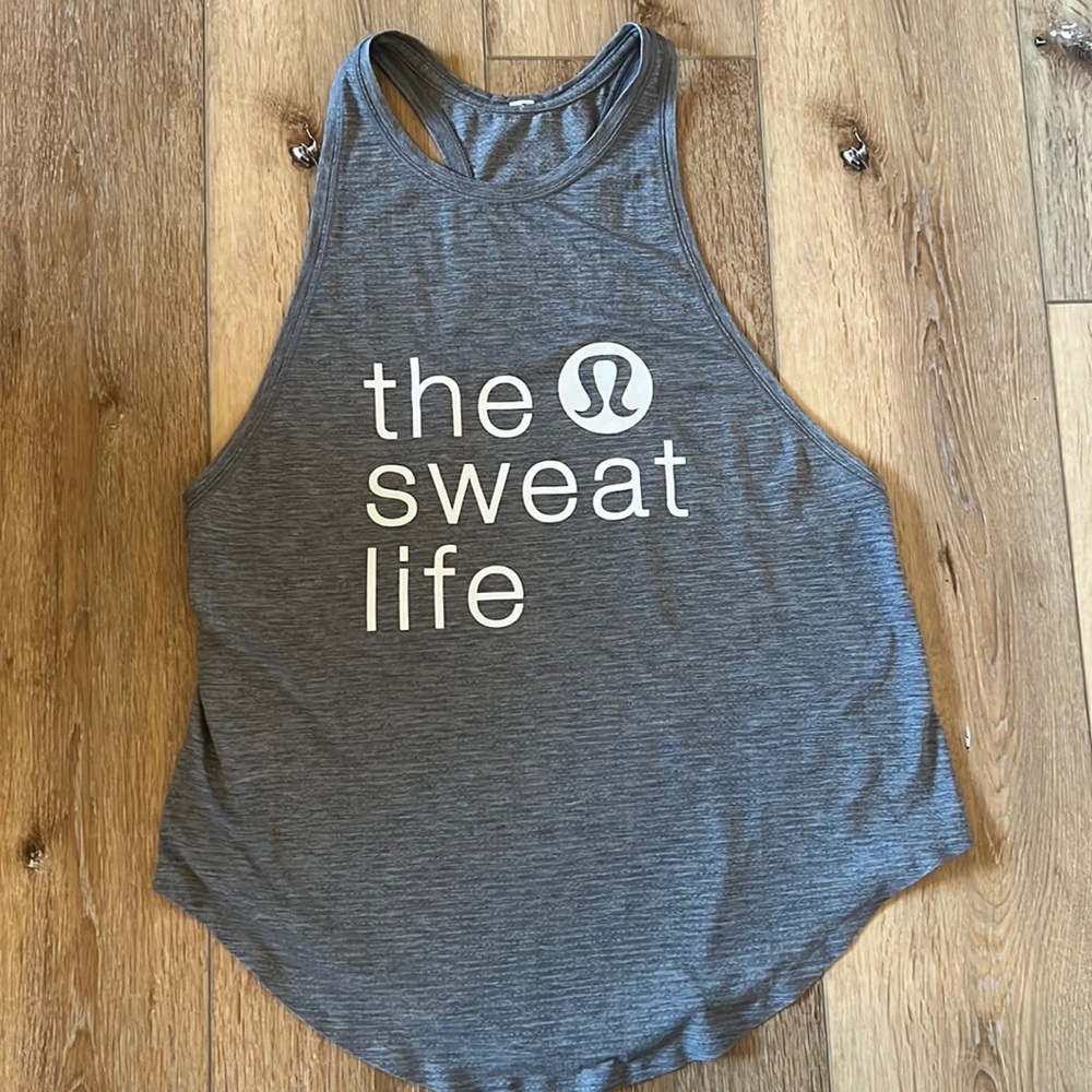 RARE 🦄🦄 Lululemon Sweat Life Tank 6